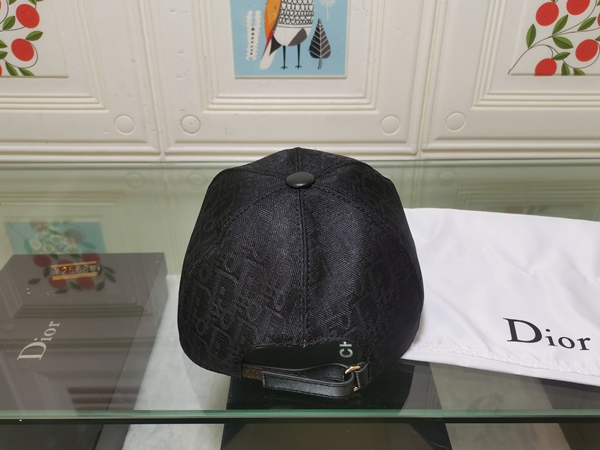 ブランド帽子背面デザイン